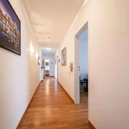 Haus Oliva Charmante In Top-lage Mit Balkon Und Parkplatz Apartment Bad Kissingen
