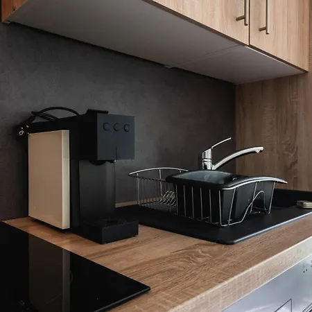 Apartment Haus Oliva Charmante In Top-lage Mit Balkon Und Parkplatz