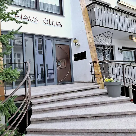 Haus Oliva Charmante In Top-lage Mit Balkon Und Parkplatz Bad Kissingen