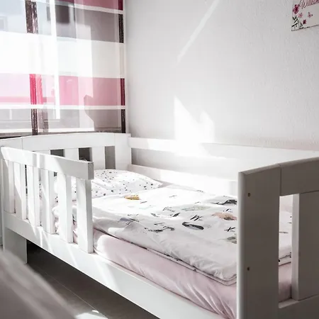 Apartment Haus Oliva Charmante In Top-lage Mit Balkon Und Parkplatz