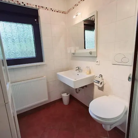 Haus Oliva Charmante In Top-lage Mit Balkon Und Parkplatz Apartment *
